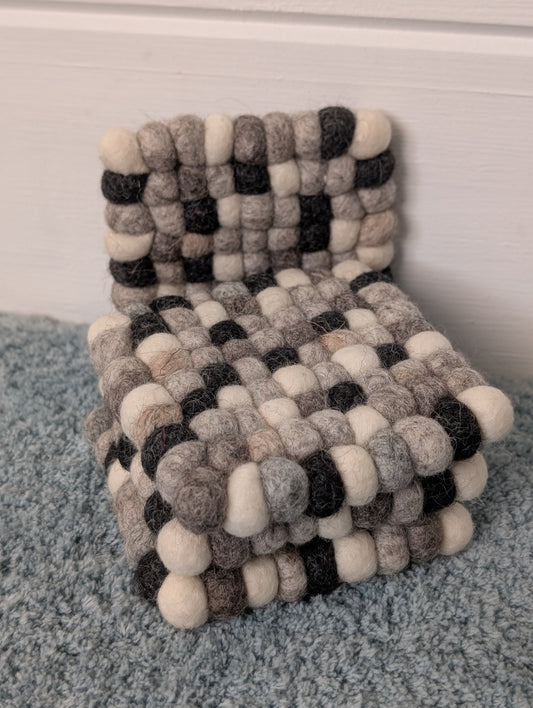 Felt handmade cup coasters
