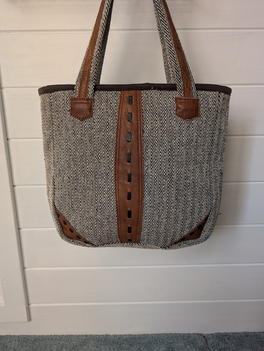 Gheri Cotton and leather trim shoulder bag