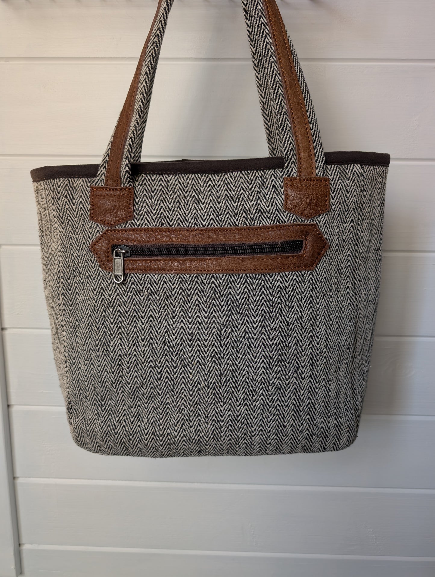 Gheri Cotton and leather trim shoulder bag